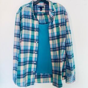 Gap Women’s Button up and Matching American Eagle Camisole Women’s Size Large